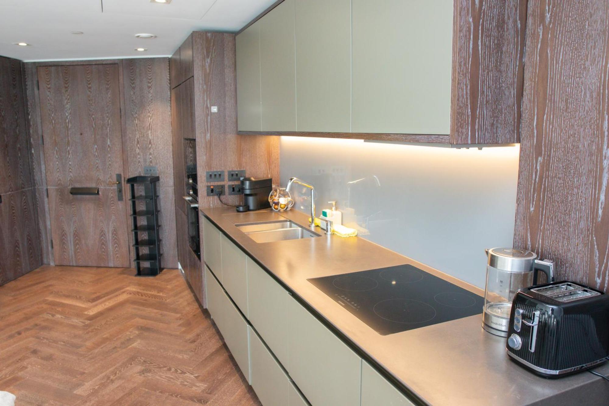 Luxury Apartment Steps From Battersea Power St And Close To Victoria & Chelsea London Ngoại thất bức ảnh