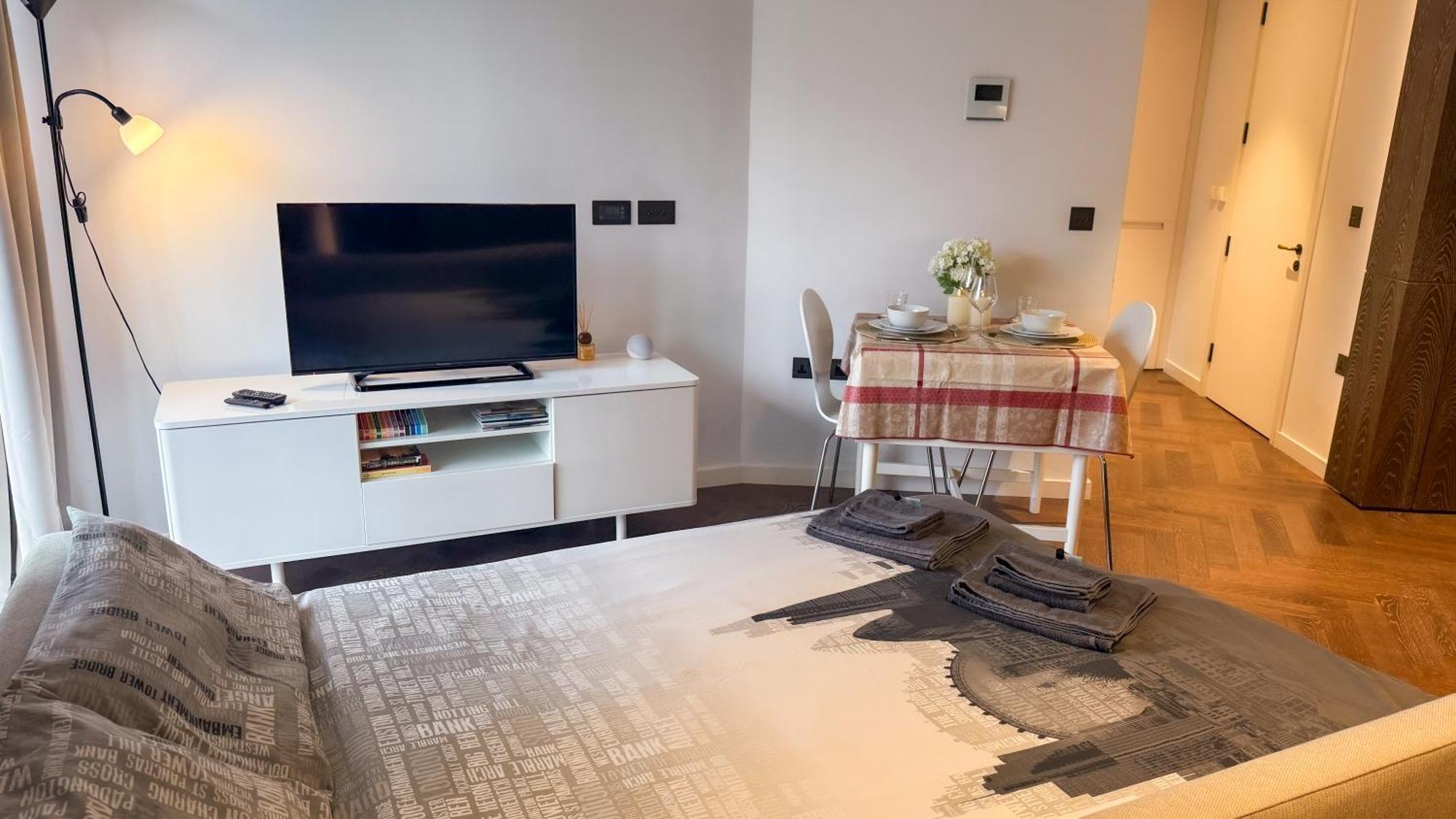 Luxury Apartment Steps From Battersea Power St And Close To Victoria & Chelsea London Ngoại thất bức ảnh