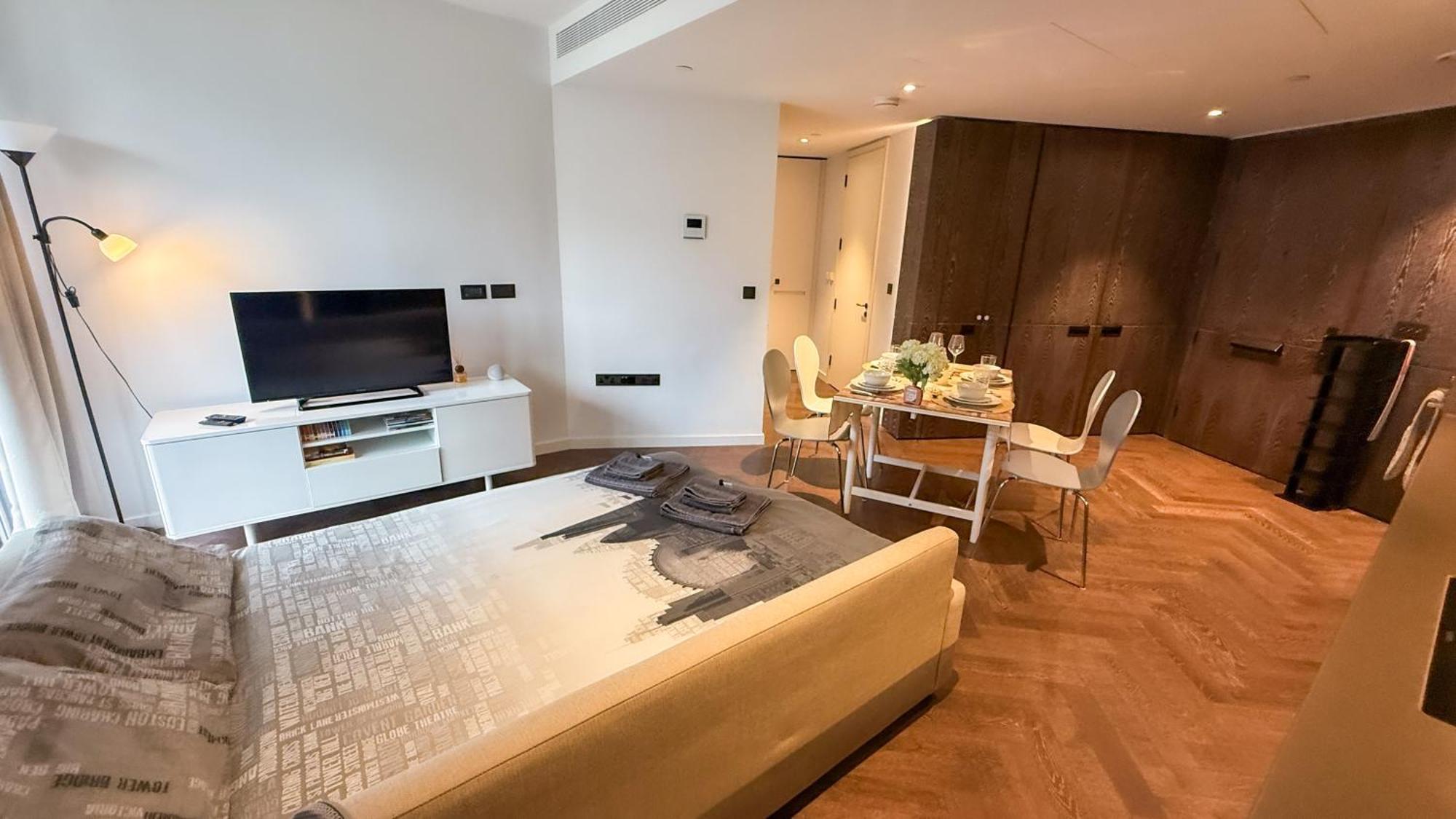Luxury Apartment Steps From Battersea Power St And Close To Victoria & Chelsea London Ngoại thất bức ảnh
